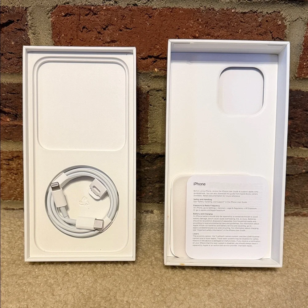 Apple iPhone 14 ProMax Packaging with White Cable